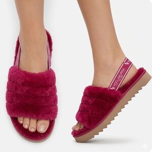 Kookaburra By UGG Fuzz'n Plush Slingback Slides in Rasperry Red - Size 8.5